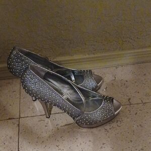 Elegant Silver Peep-Toe Heels